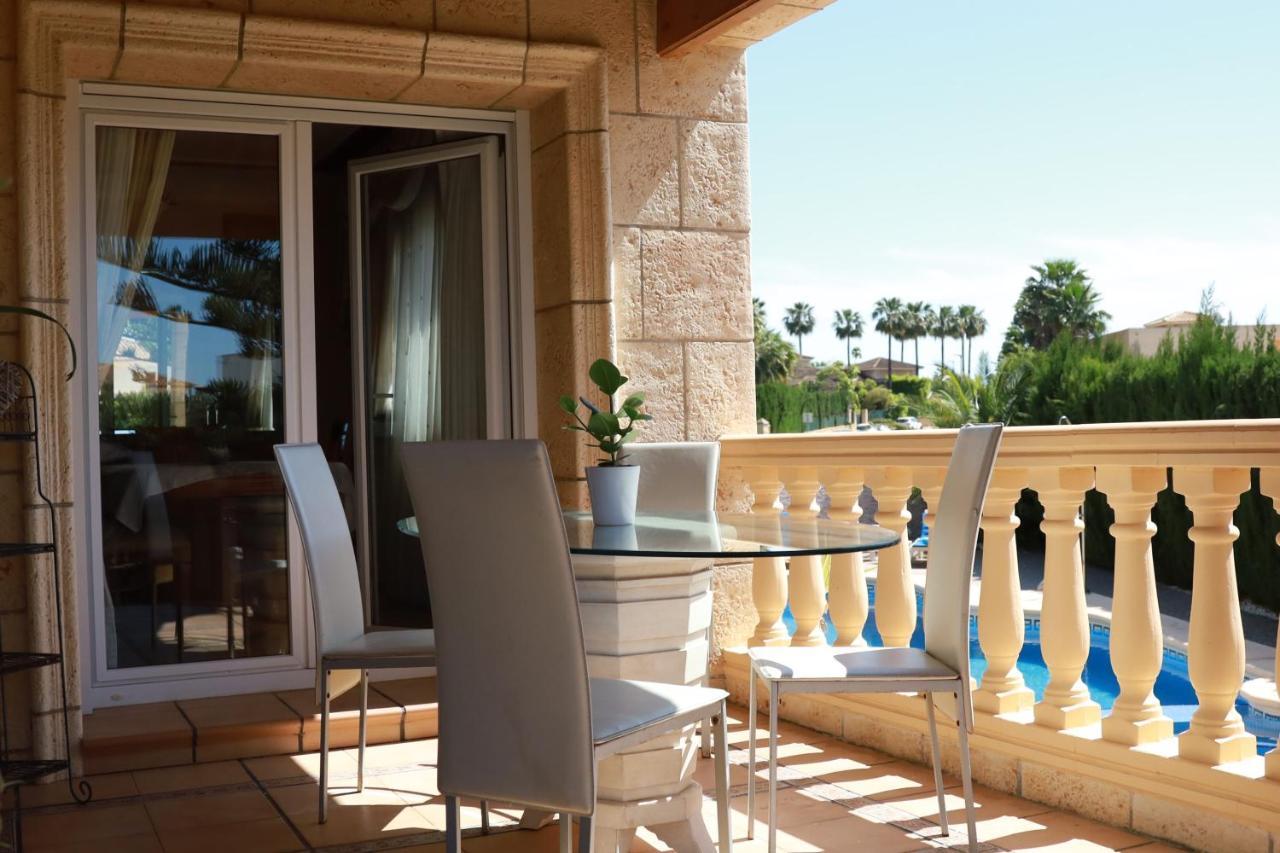 Villa Tres Palmeras En Alfaz Del Pi , Albir, Benidorm لالفاس دبل بي المظهر الخارجي الصورة